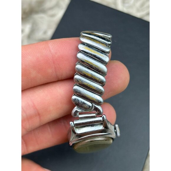 1950 Vintage Cinderella Walt Disney Children’s Stretch Watch Collectible - Picture 3 of 7